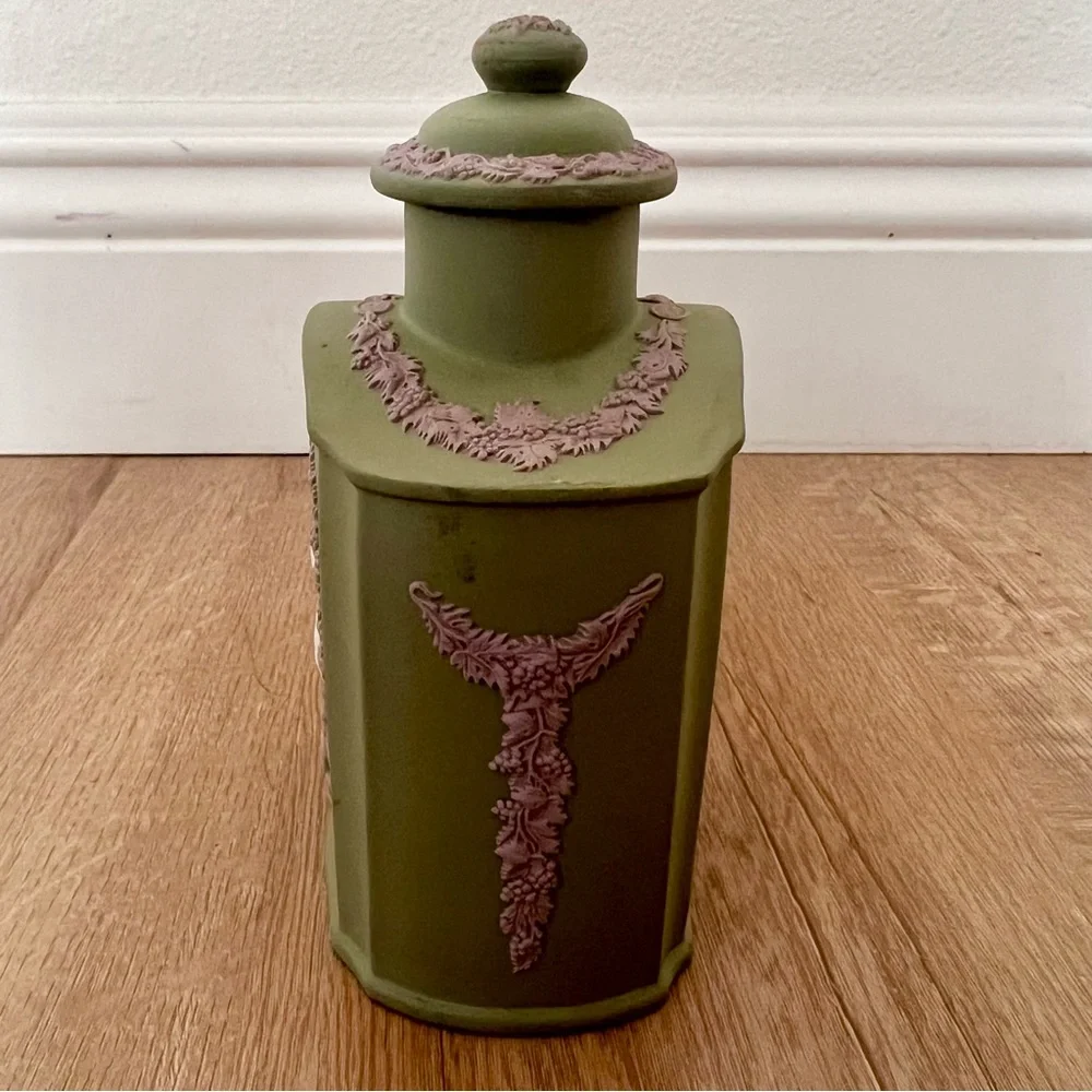 1981 Wedgwood Tricolor Jasperware Royal Wedding Collection Teapoy Tea Caddy #970